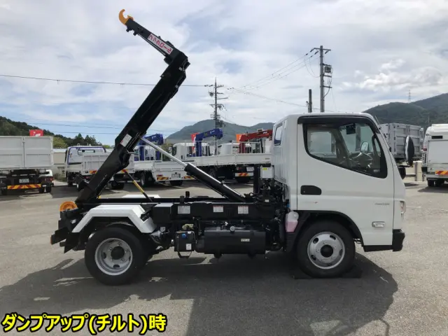 三菱 キャンター 2RG-FBAV0(2WD)の写真7