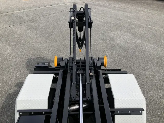 三菱 キャンター 2RG-FBAV0(2WD)の写真21