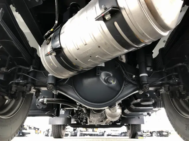 三菱 キャンター 2PG-FEB90(2WD)の写真9