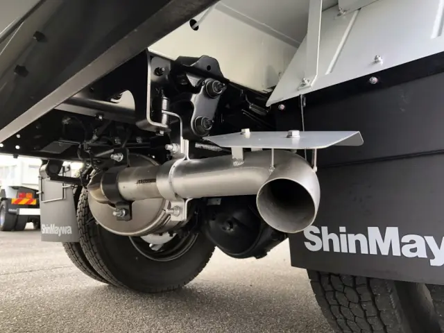 三菱 キャンター 2PG-FEB90(2WD)の写真35