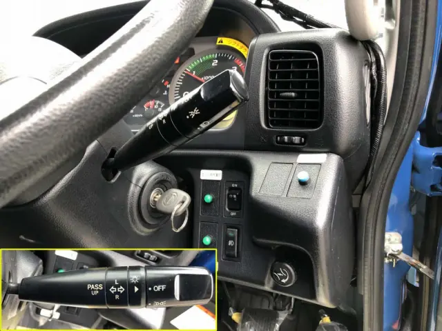 日野 レンジャー QKG-FJ7JGAA(2WD)の写真38