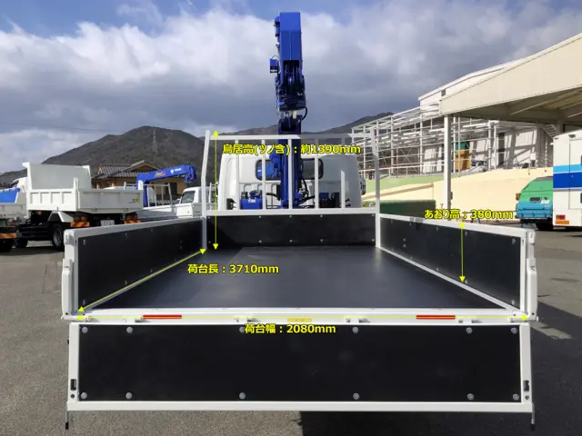 三菱 キャンター 2PG-FEB90(2WD)の写真3