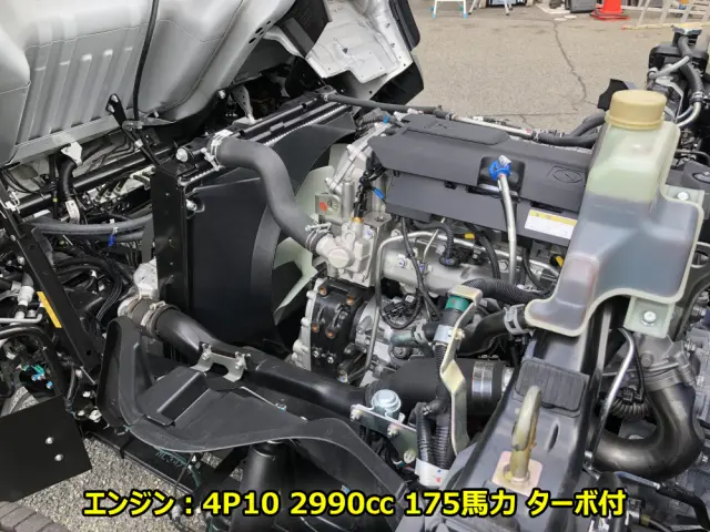 三菱 キャンター 2PG-FEB90(2WD)の写真10