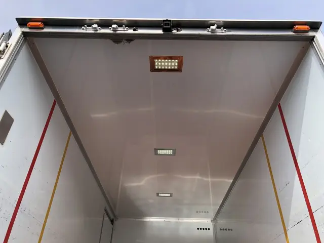 いすゞ エルフ TPG-NPR85YN(2WD)の写真13