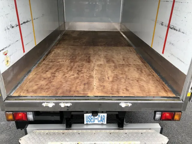 いすゞ エルフ TPG-NPR85YN(2WD)の写真16