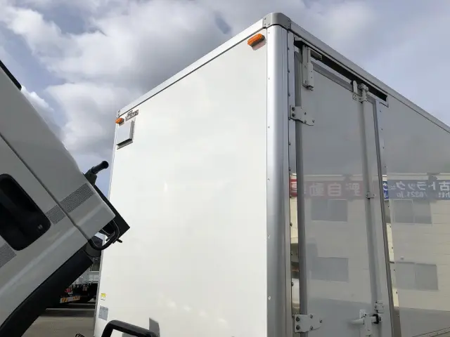 いすゞ エルフ TPG-NPR85YN(2WD)の写真23