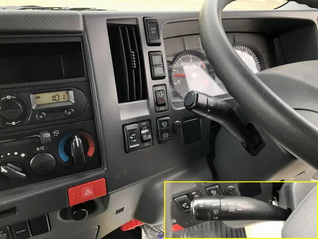 いすゞ エルフ TPG-NPR85YN(2WD)の写真36