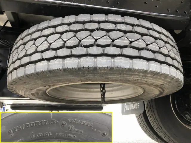 いすゞ エルフ TPG-NPR85YN(2WD)の写真45