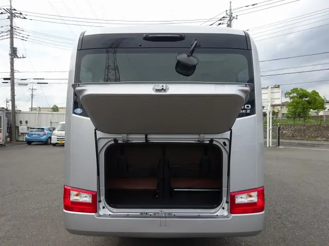 日野 リエッセⅡ 2WG-GDB110M(2WD)の写真9