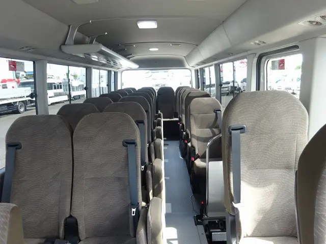 日野 リエッセⅡ 2WG-GDB110M(2WD)の写真13