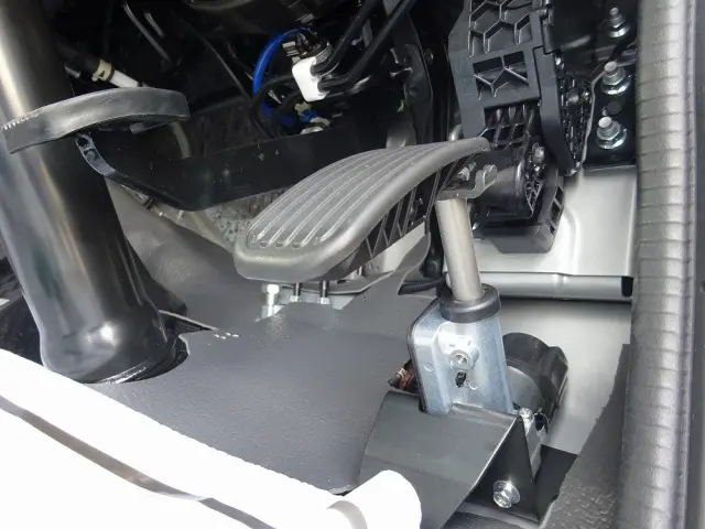 日野 リエッセⅡ 2WG-GDB110M(2WD)の写真25