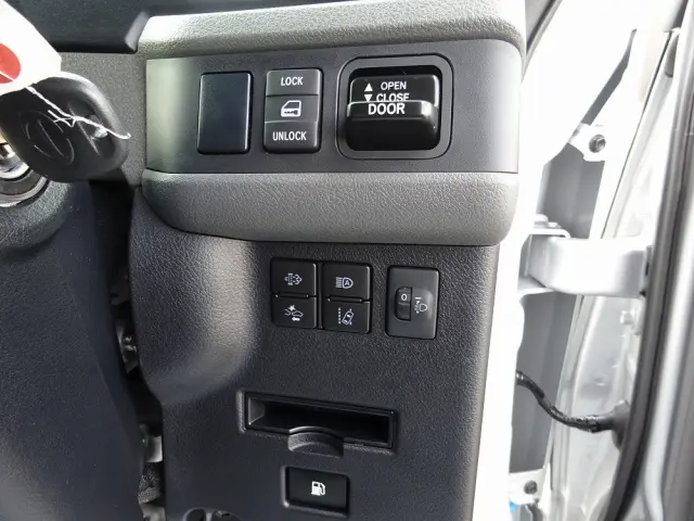 日野 リエッセⅡ 2WG-GDB110M(2WD)の写真40