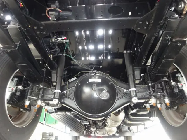 三菱 キャンター 2PG-FEB80(2WD)の写真9