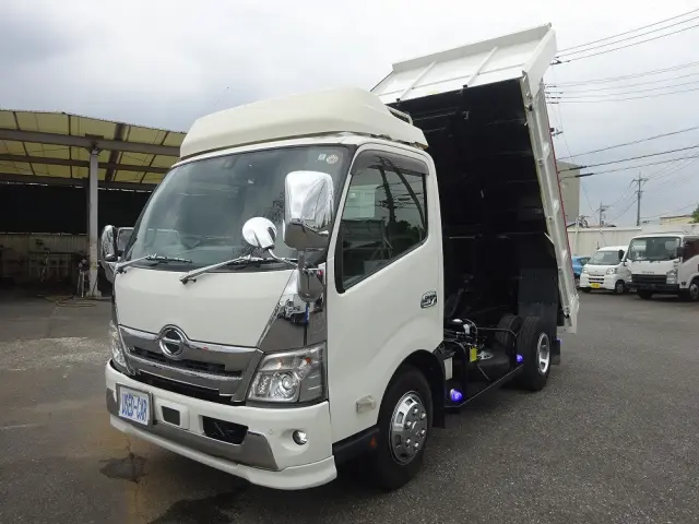 日野 デュトロ 2KG-XZU700X(2WD)の写真1