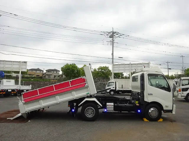 日野 デュトロ 2KG-XZU700X(2WD)の写真7