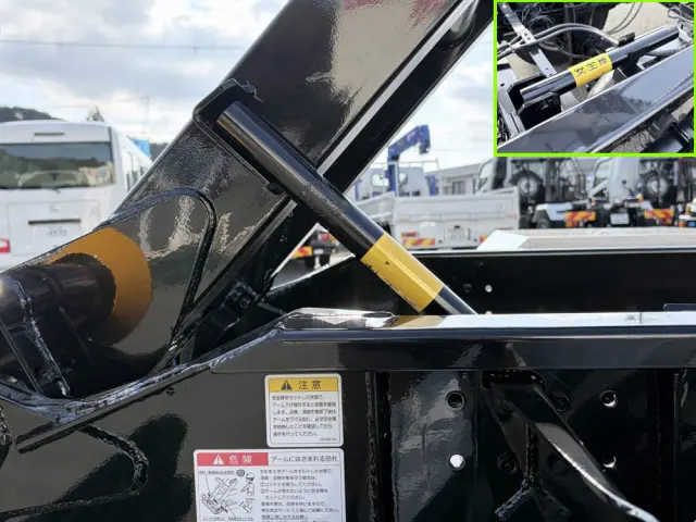 三菱 キャンター 2PG-FEB90(2WD)の写真19