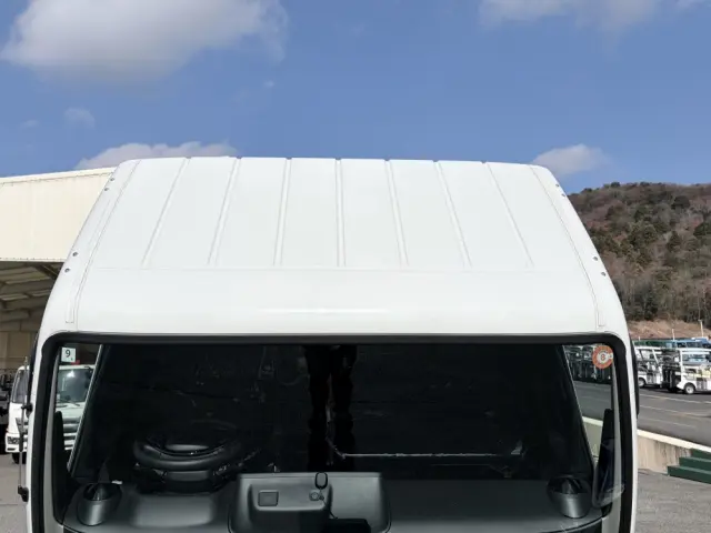 三菱 キャンター 2PG-FEB90(2WD)の写真30