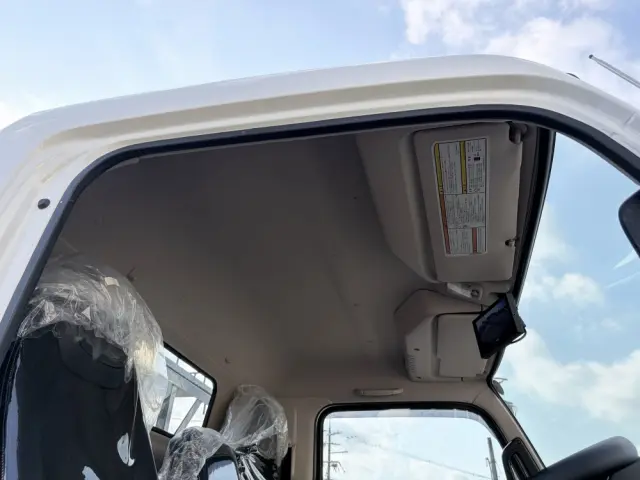 三菱 キャンター 2PG-FEB90(2WD)の写真43