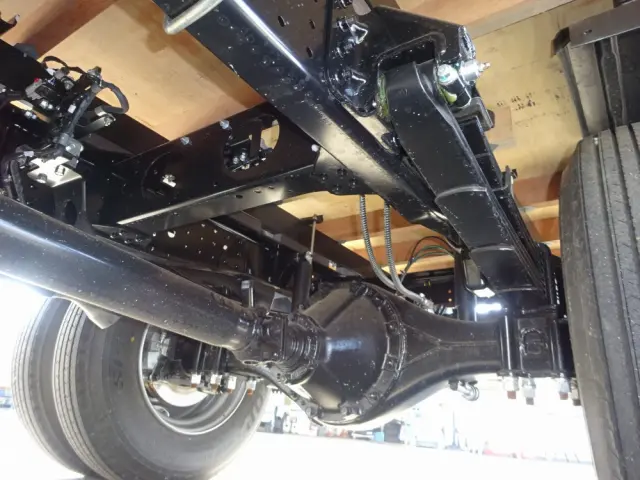 三菱 キャンター 2PG-FEB90(2WD)の写真32