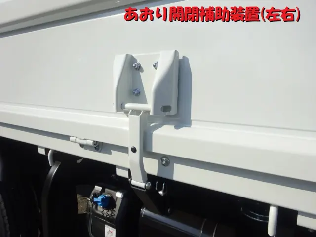 三菱 キャンター 2PG-FEB90(2WD)の写真44