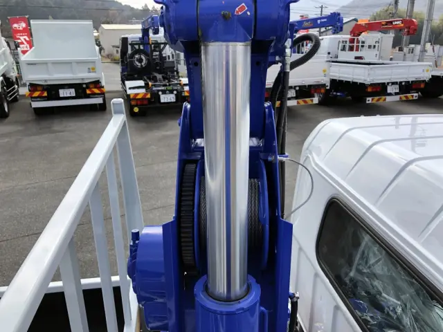 三菱 キャンター 2PG-FEB90(2WD)の写真14