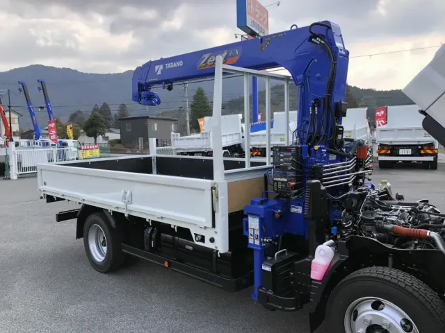 三菱 キャンター 2PG-FEB90(2WD)の写真21