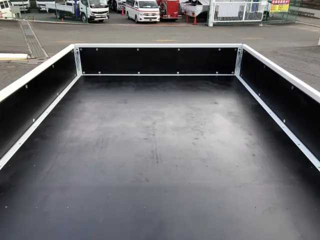 三菱 キャンター 2PG-FEB90(2WD)の写真24