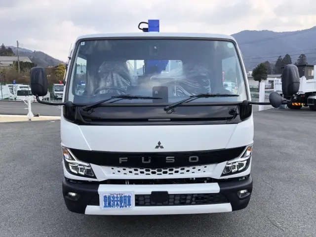 三菱 キャンター 2PG-FEB90(2WD)の写真30