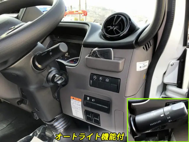 三菱 キャンター 2PG-FEB90(2WD)の写真41