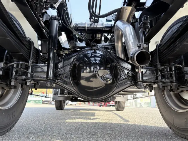 三菱 キャンター 2PG-FEB90(2WD)の写真9