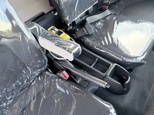 三菱 キャンター 2PG-FEB90(2WD)の写真42