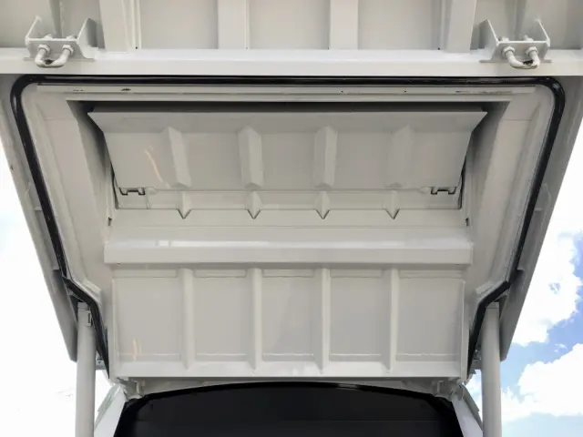 三菱 キャンター 2RG-FEAV0(2WD)の写真22