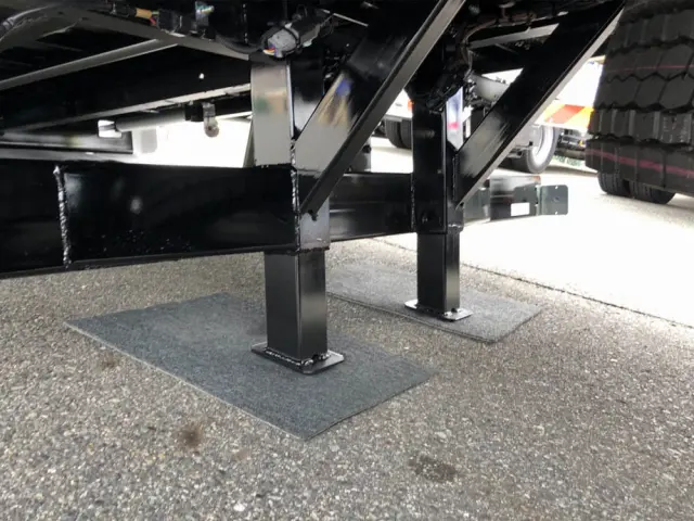 三菱 キャンター 2PG-FEB90(2WD)の写真25