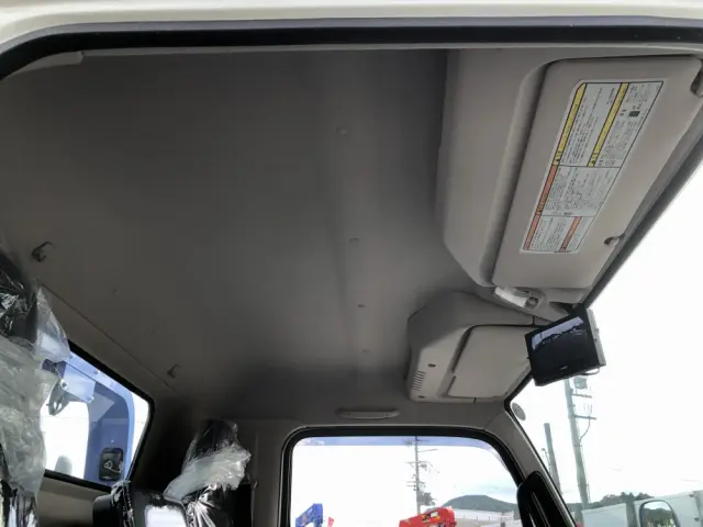 三菱 キャンター 2PG-FEB90(2WD)の写真43