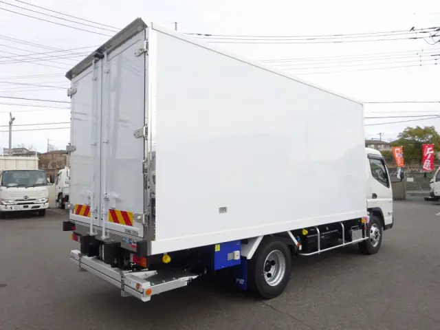 三菱 キャンター 2RG-FEB80(2WD)の写真2