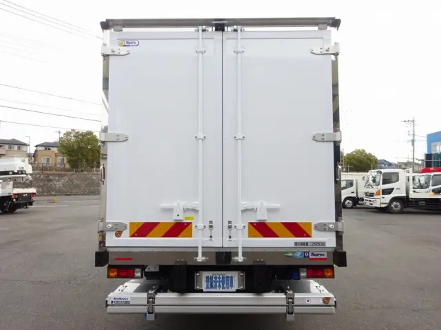 三菱 キャンター 2RG-FEB80(2WD)の写真3