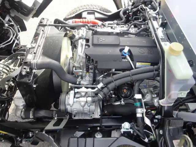 三菱 キャンター 2RG-FEB80(2WD)の写真10