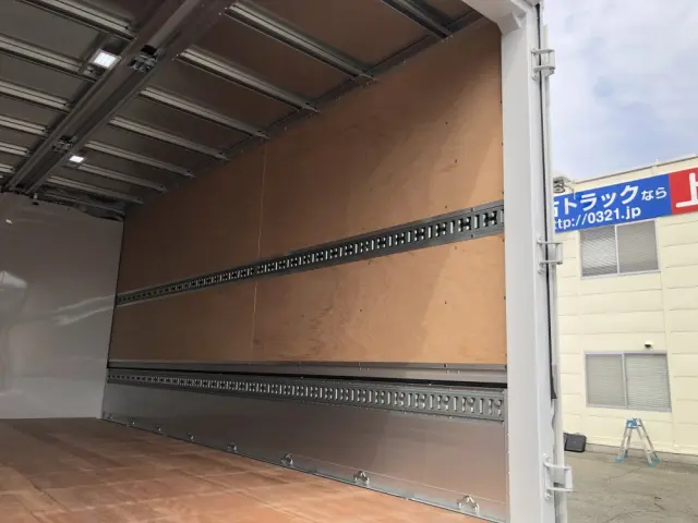 三菱 キャンター 2PG-FEB90の写真12