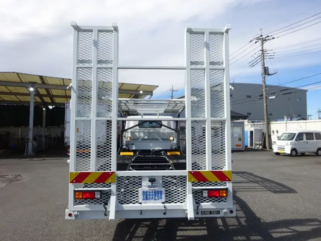 三菱 キャンター 2PG-FEB90(2WD)の写真3