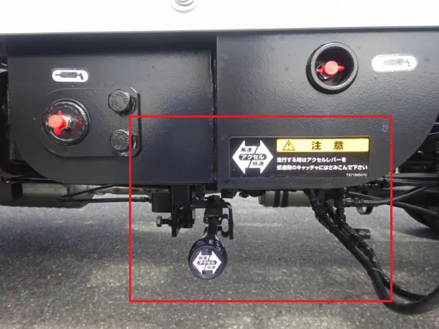 三菱 キャンター 2PG-FEB90(2WD)の写真16