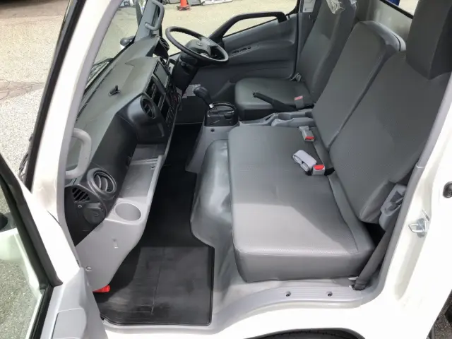 日野 デュトロ 2RG-XZU722M(2WD)の写真36