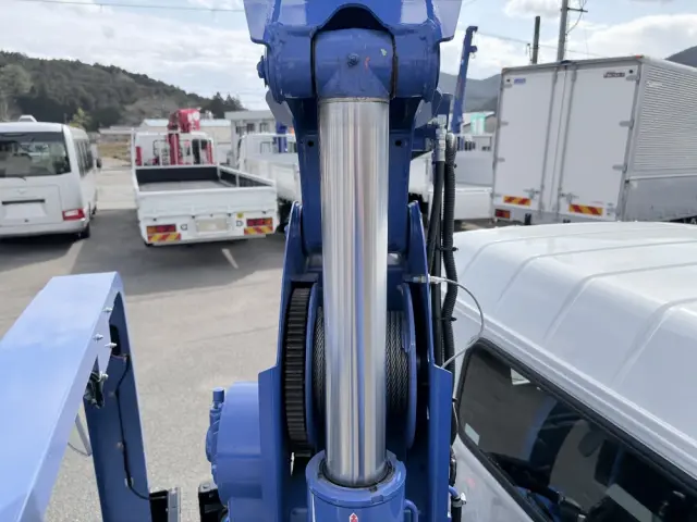 三菱 キャンター 2PG-FEB90(2WD)の写真17