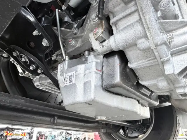 三菱 キャンター 2PG-FEB90(2WD)の写真36