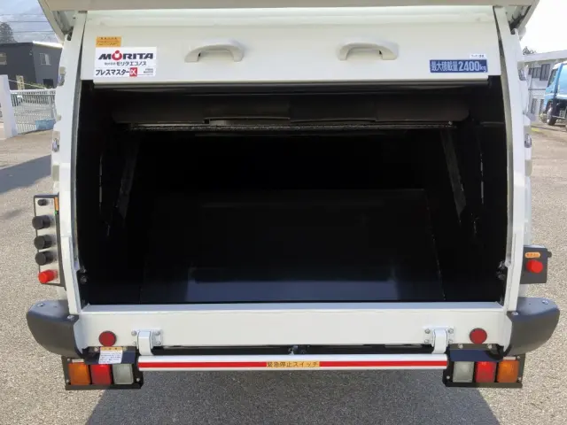 三菱 キャンター 2RG-FEAV0(2WD)の写真11