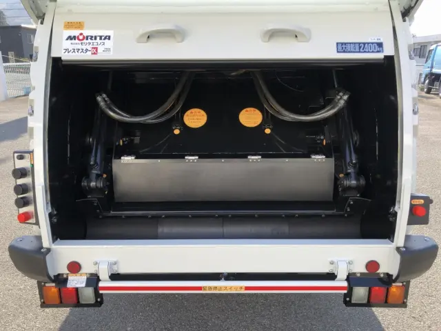 三菱 キャンター 2RG-FEAV0(2WD)の写真12