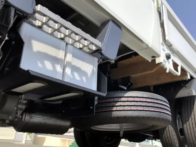 三菱 キャンター 2RG-FBA20(2WD)の写真29
