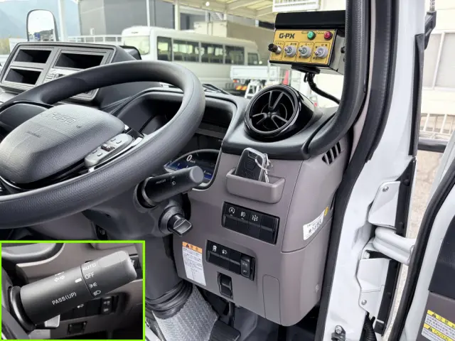 三菱 キャンター 2RG-FEAV0(2WD)の写真40