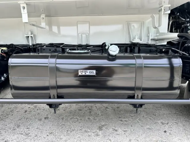 三菱 キャンター 2RG-FEAV0(2WD)の写真34