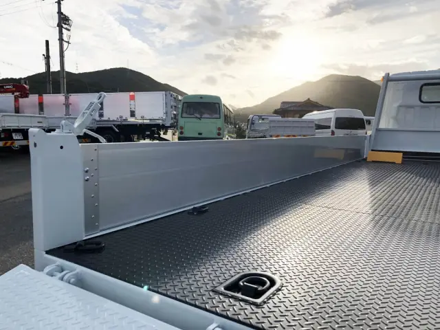 三菱 キャンター 2PG-FEB90(2WD)の写真20