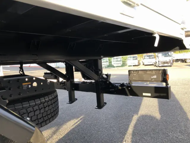 三菱 キャンター 2PG-FEB90(2WD)の写真34